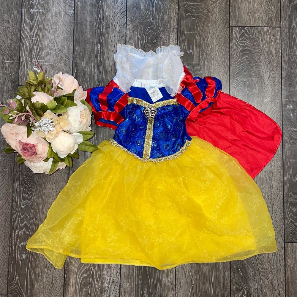 Disney Snow White costume, toddler size 3